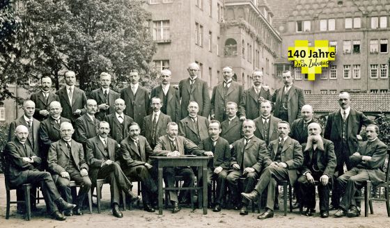 Heinrich Brüggemann im Kreis von Aufsichtsrat und Vorstand